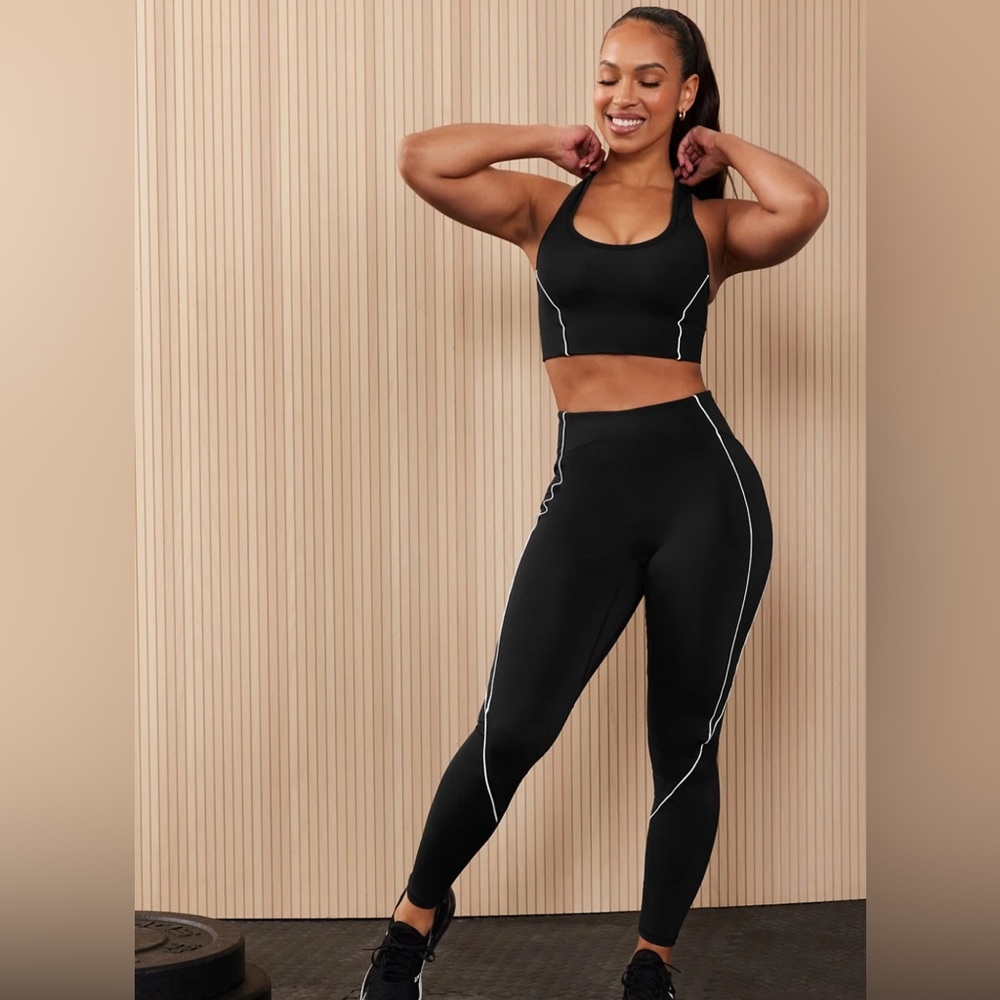 Fabletics Motion365+ High-Waisted Piped Legging and Sports Bra